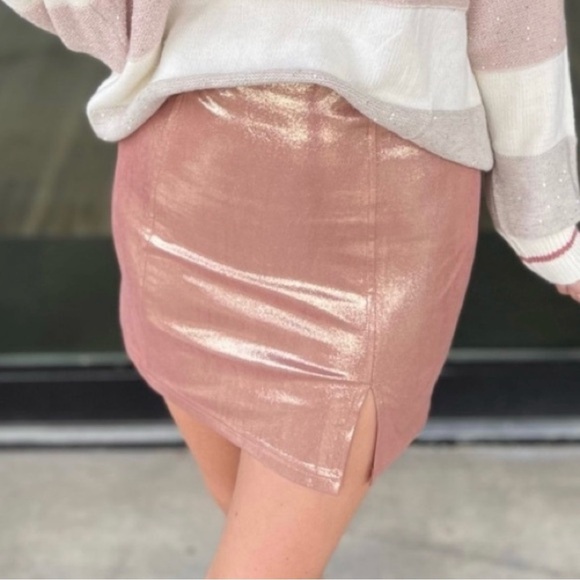 Main Strip | Fingers Crossed Skirt | NWT! - Picture 1 of 9